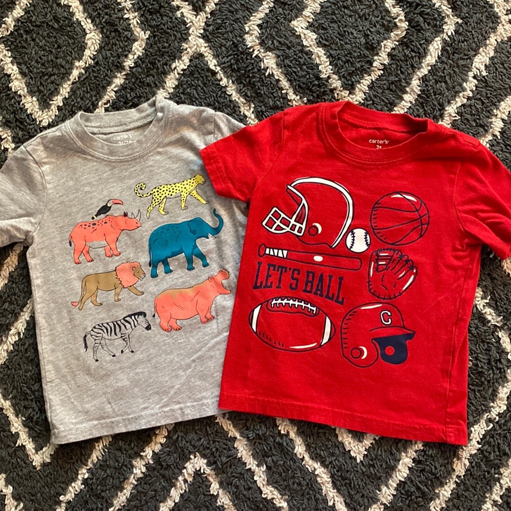 Carter’s t-shirts size 2T